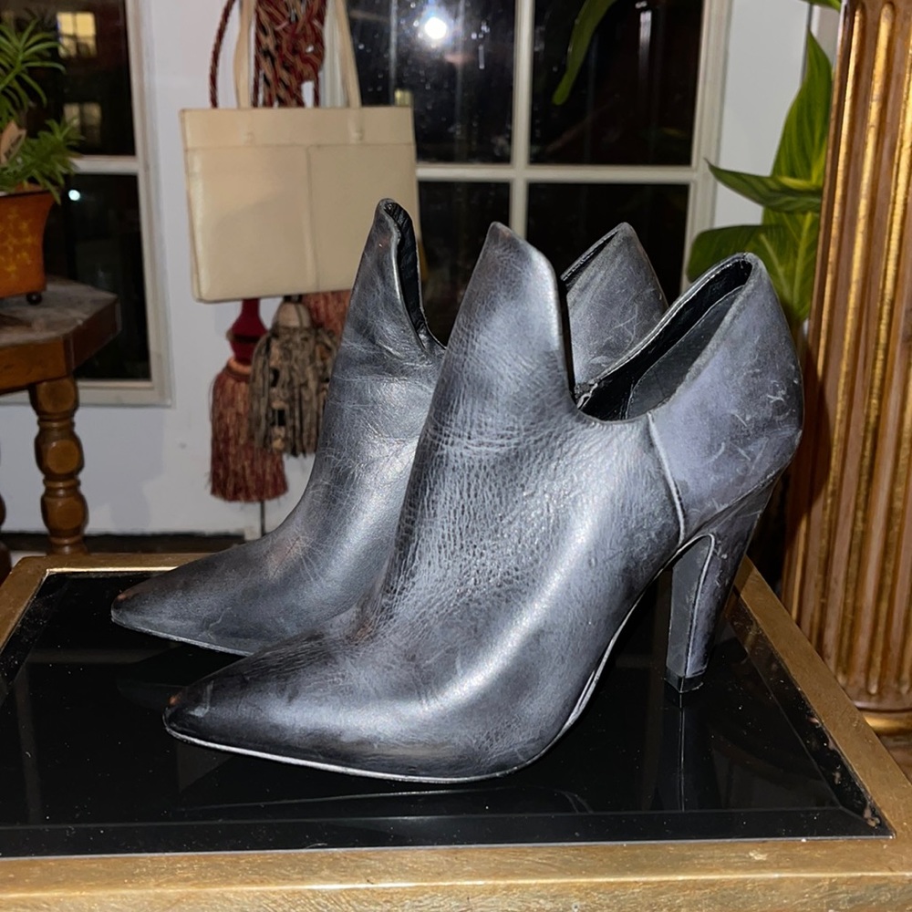 Shoemint